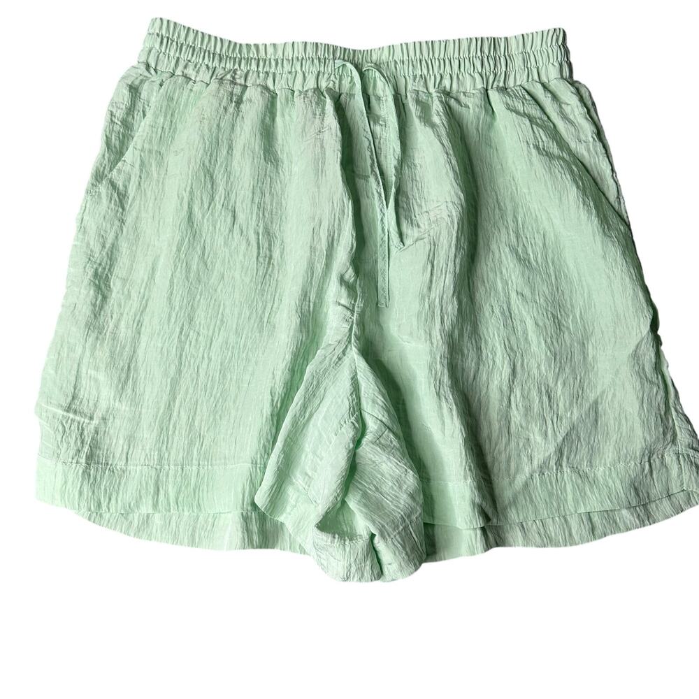House of Harlow 1960 Green Textured Flowwy Shorts Size L NWT